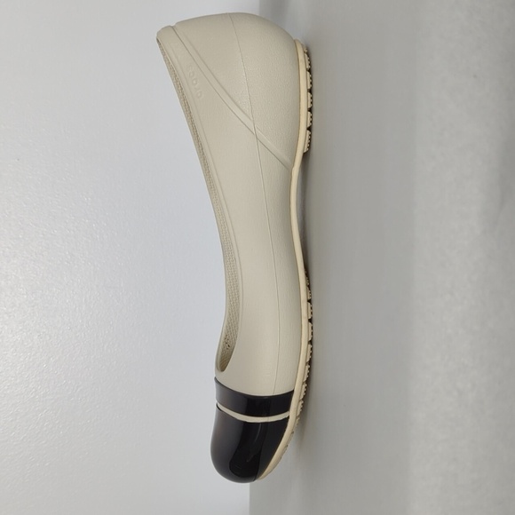 Crocs Cap Toe Flats - Picture 6 of 12